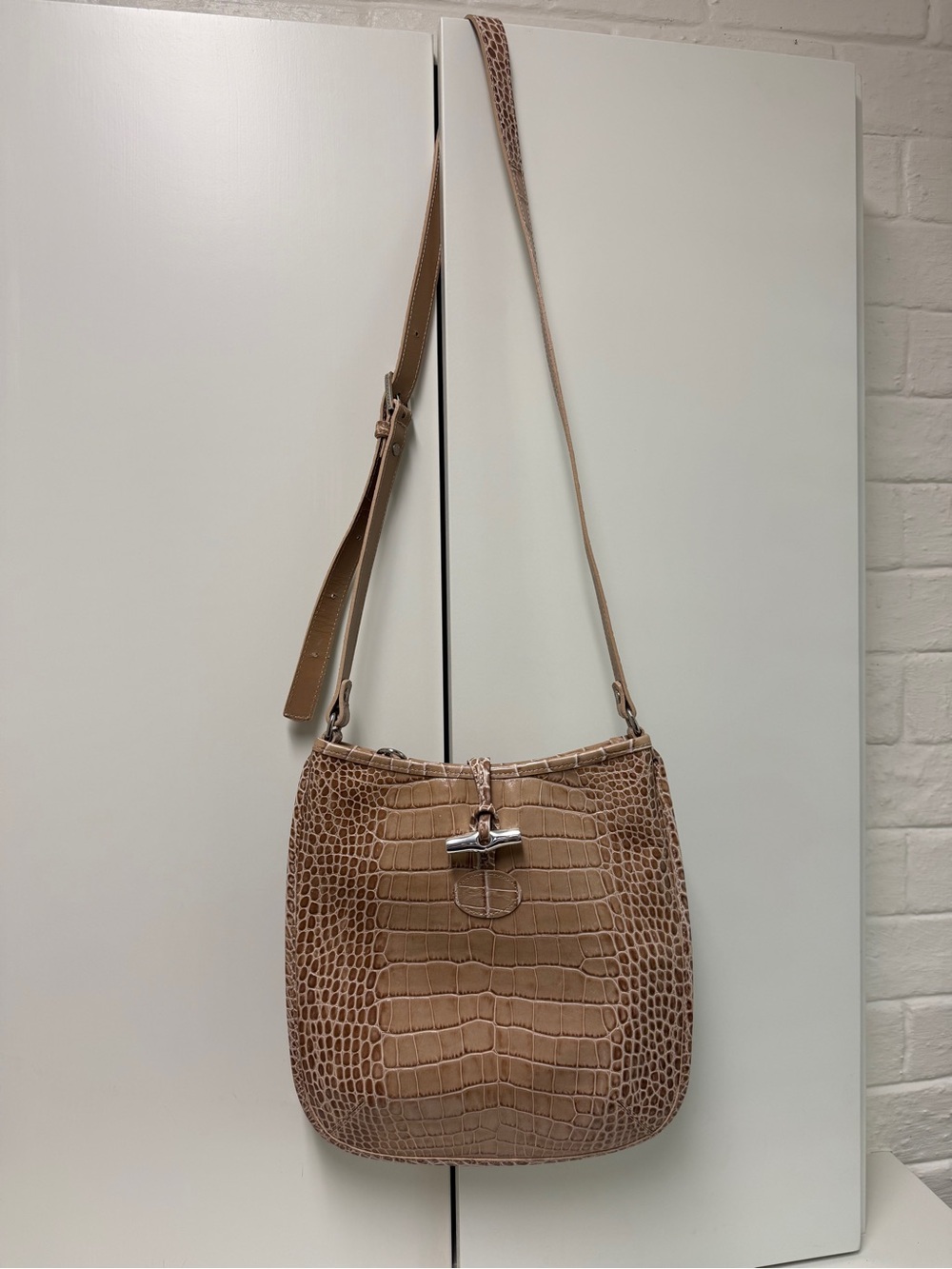 Longchamp Taupe Crocodile Embossed Leather Crossbody / Shoulder Bag - Picture 3 of 13